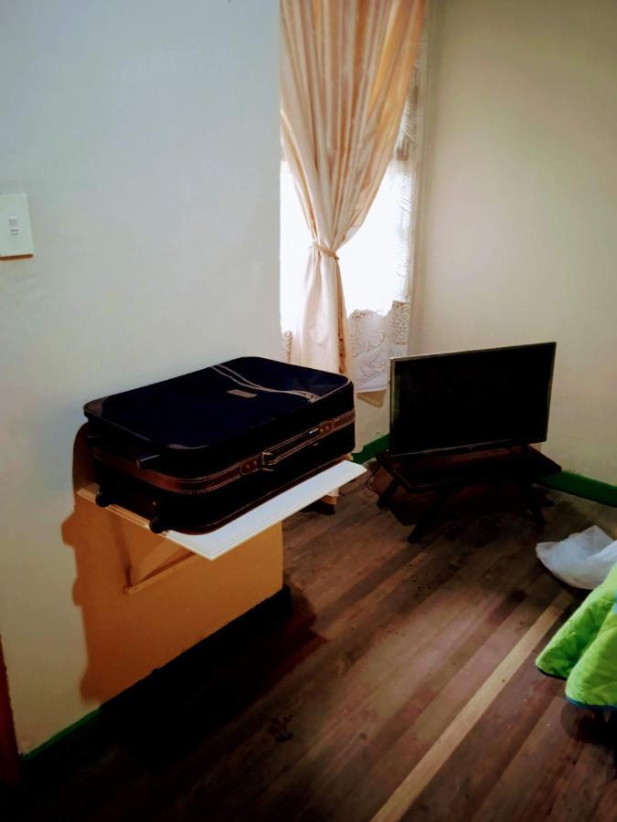 Casa Luna -estratégica Ubicación- Pensión Medellín