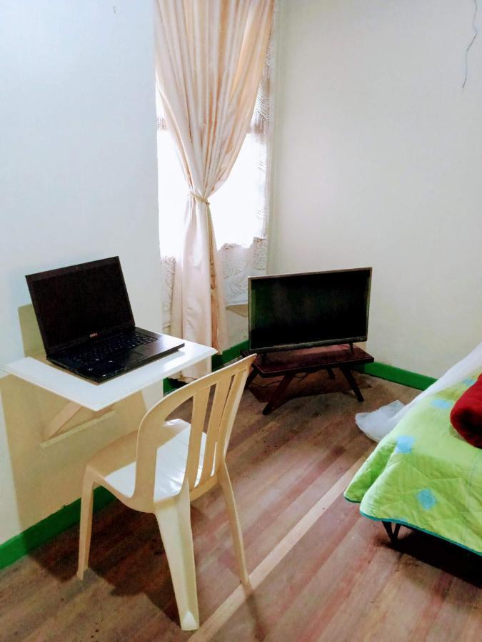 Pensión Casa Luna -estratégica Ubicación- Medellín