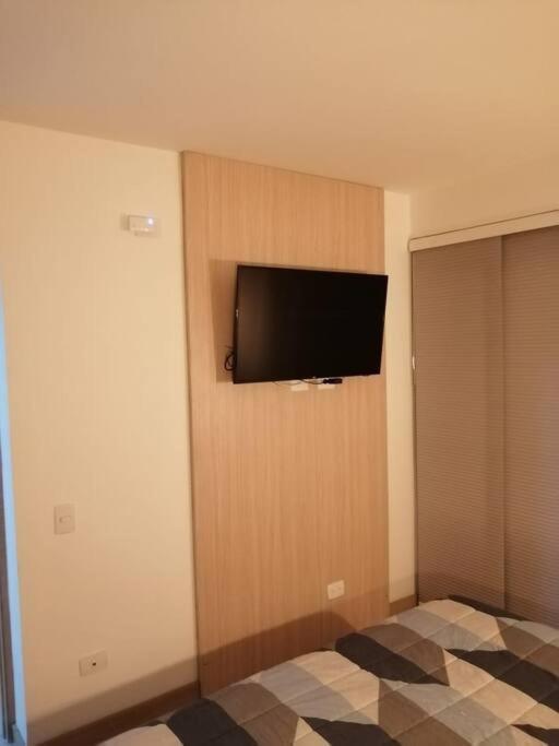 Apartment Moderno En El Corazon Del Poblado