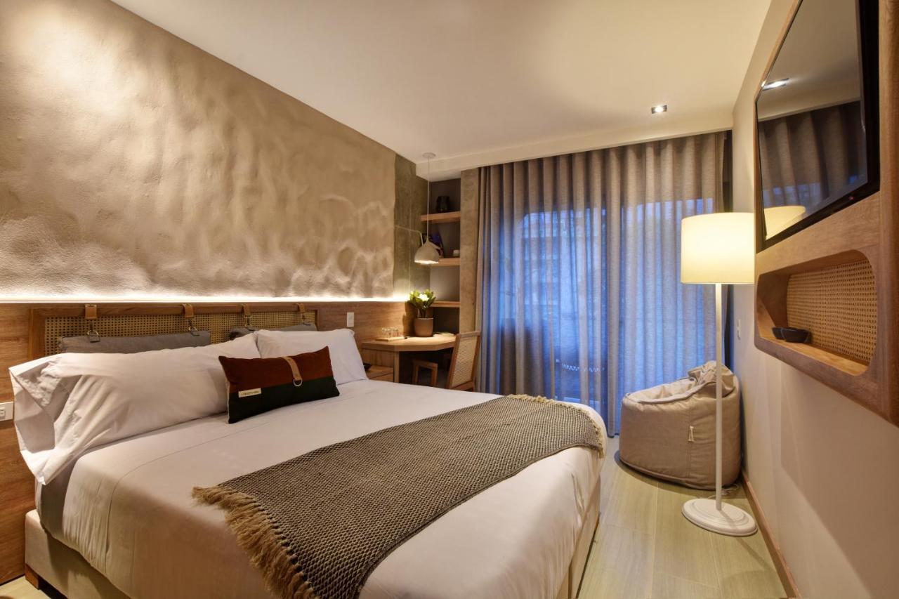 Landmark 4*
