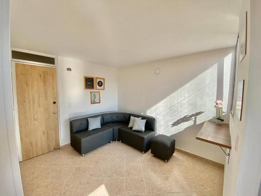 Hermoso Y Acogedor Apartamento Amoblado En Apartamento *