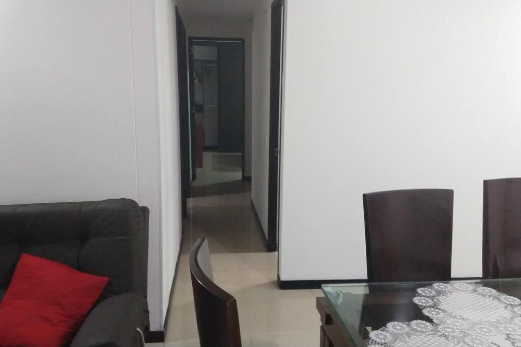 Apartamento Amoblado Mirador De Los Bernal * Medellin