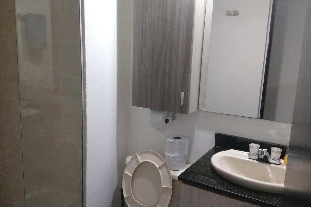 Apartamento Amoblado Mirador De Los Bernal * Medellin