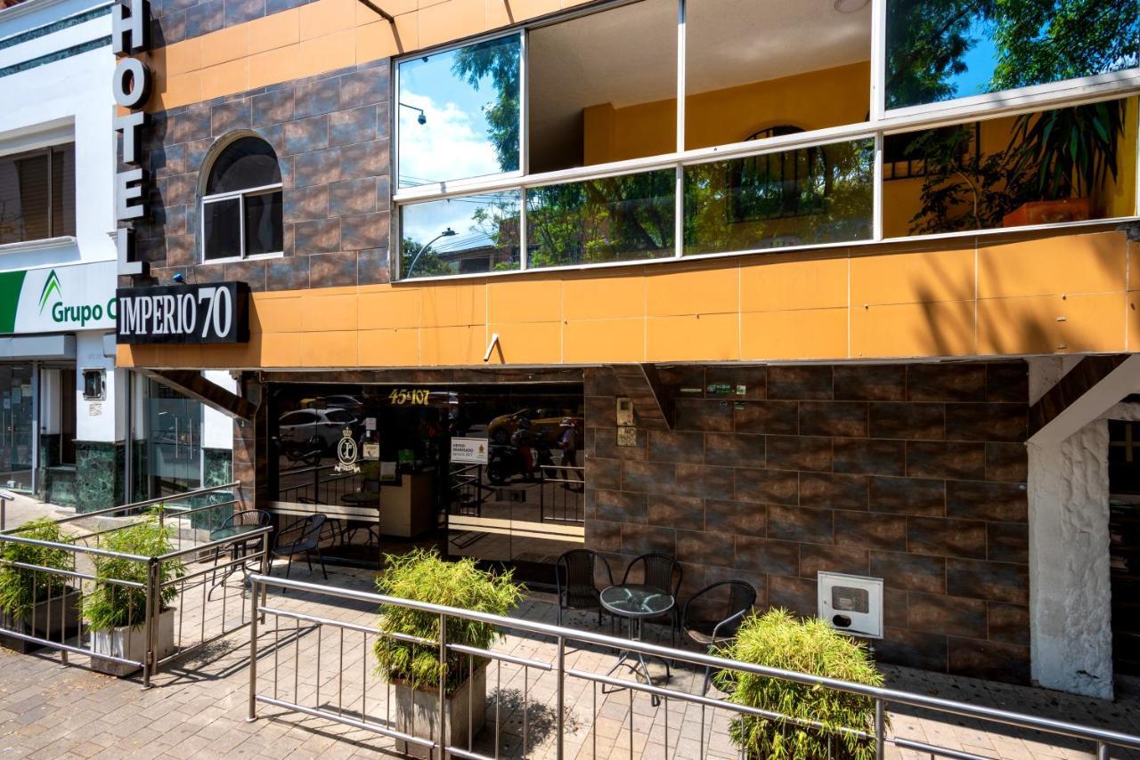 Ayenda 1234 Imperio 70 Hotel