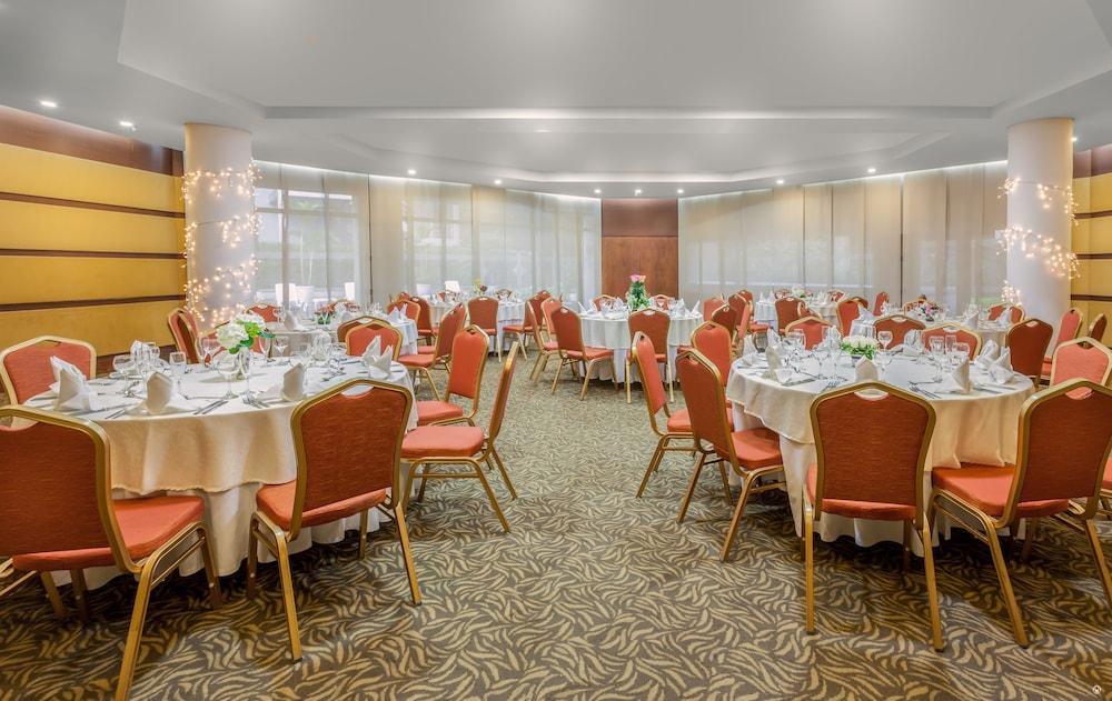 Four Points By Sheraton 4* Medellín