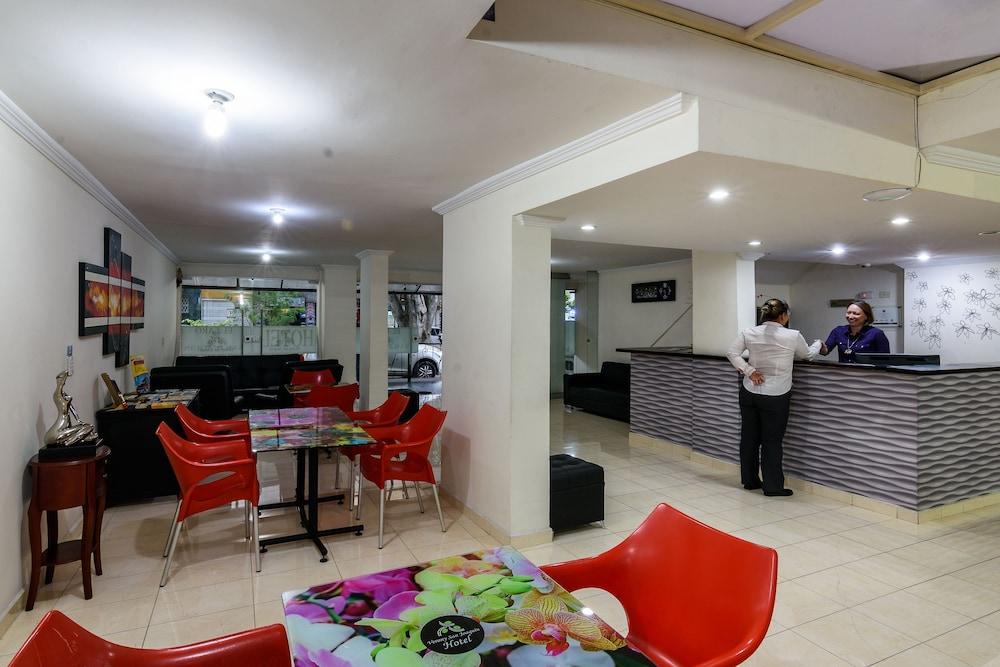 Ayenda Verony San Joaquin Hotel 3*