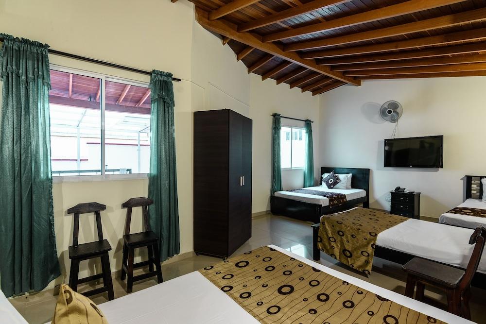 Ayenda Verony San Joaquin 3*