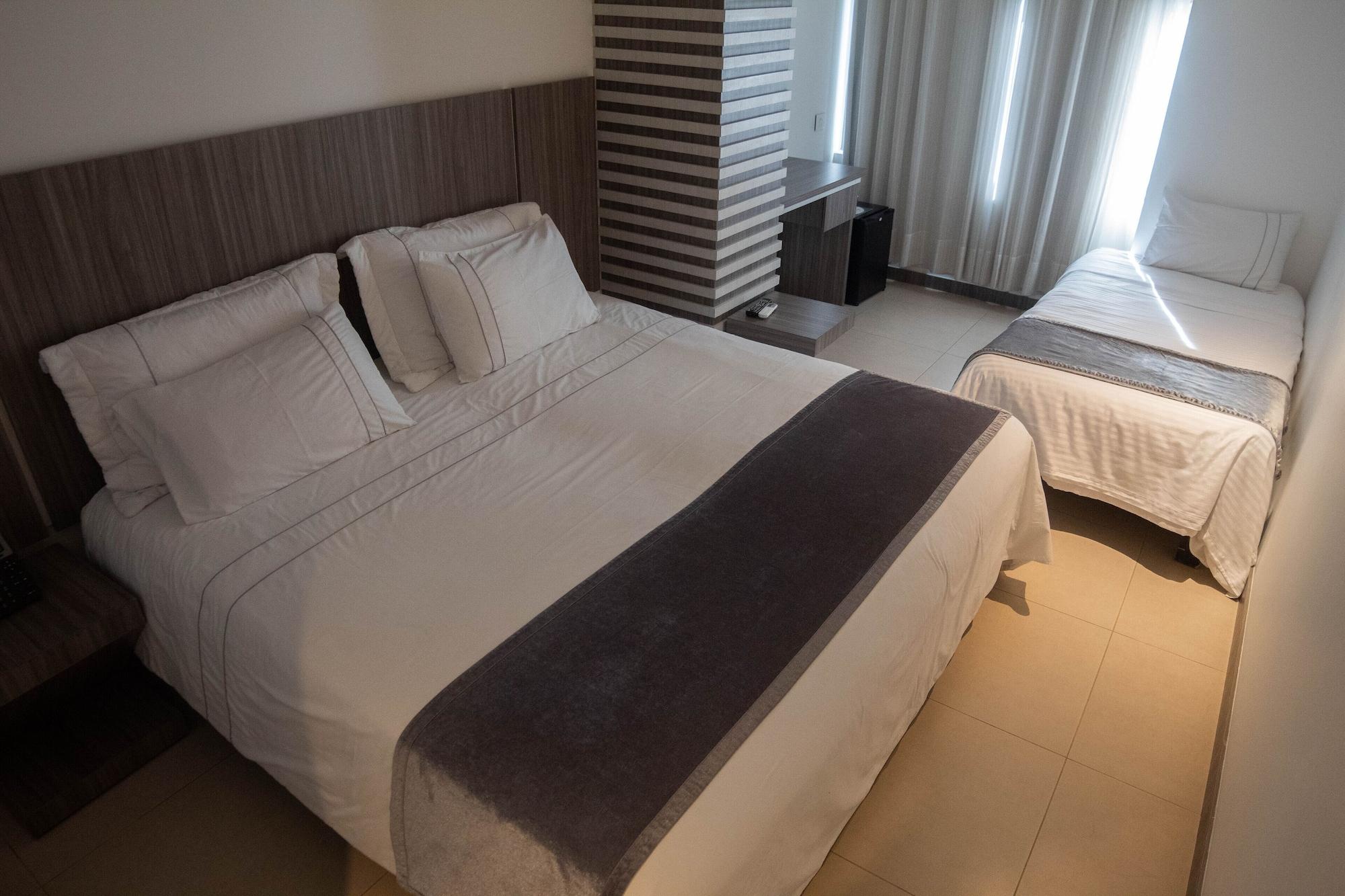 Park 42 Apartasuites Hotel 3*