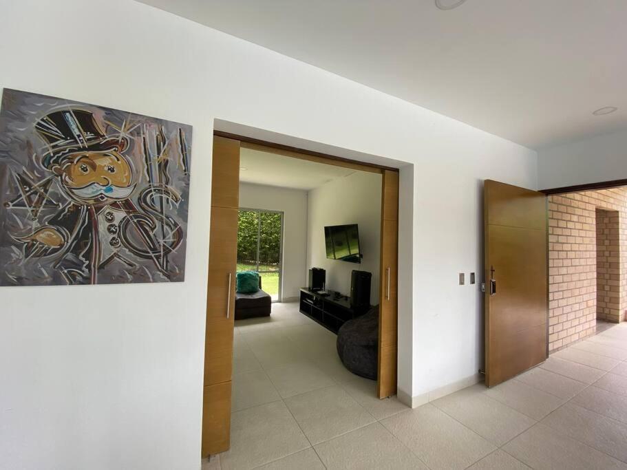 Villa Cómoda Casa Finca Con Piscina - San Jerónimo, Ant Medellín