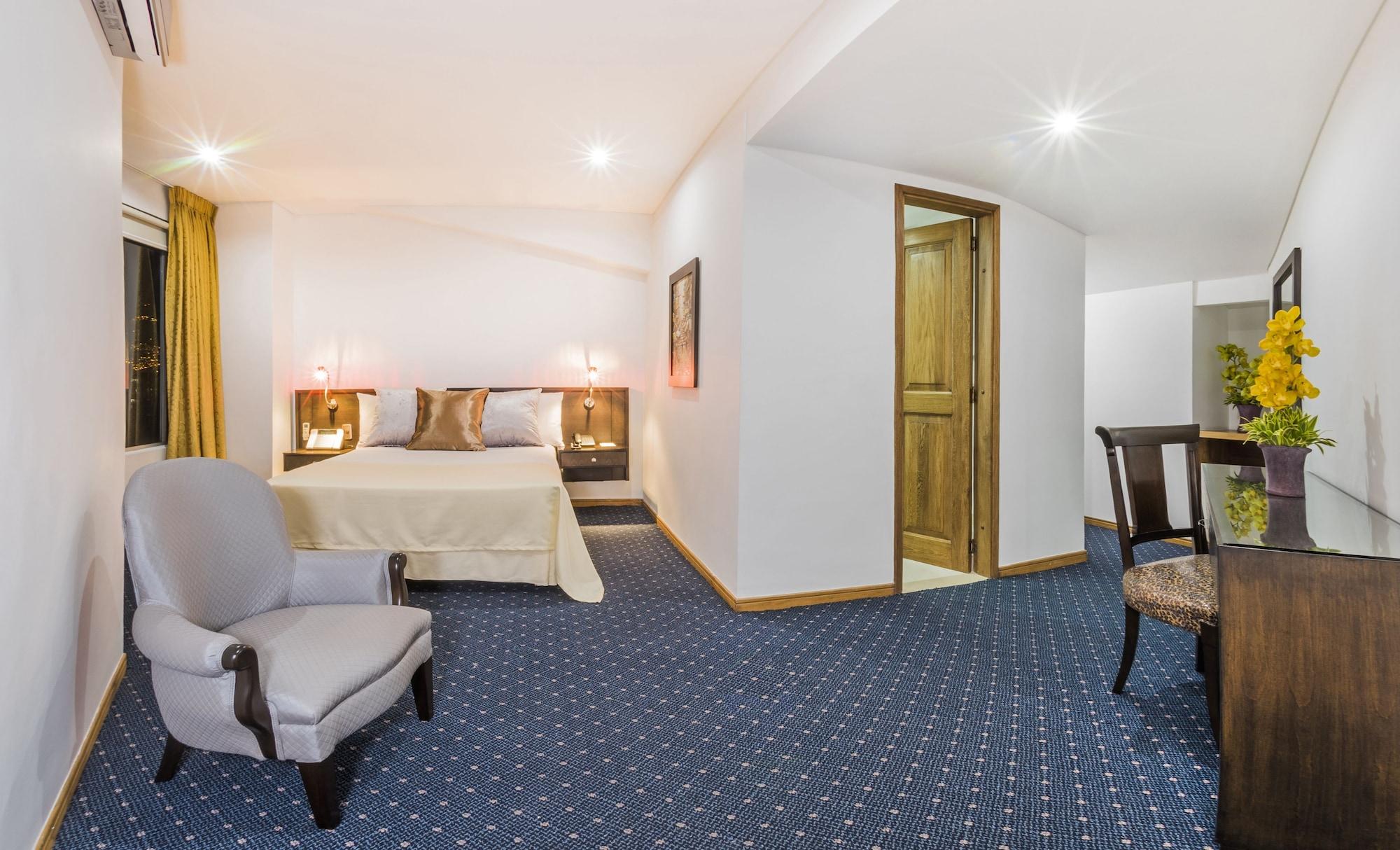 Egina Hotel 4*