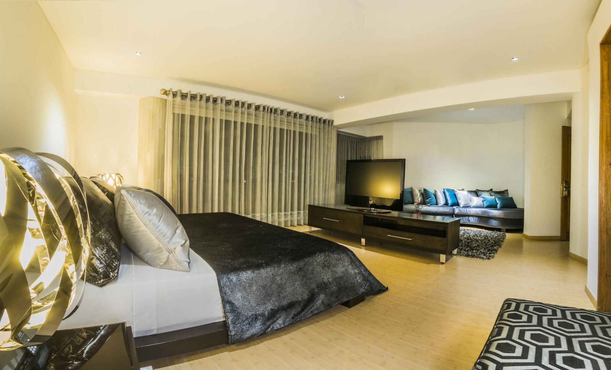 Egina 4* Medellin
