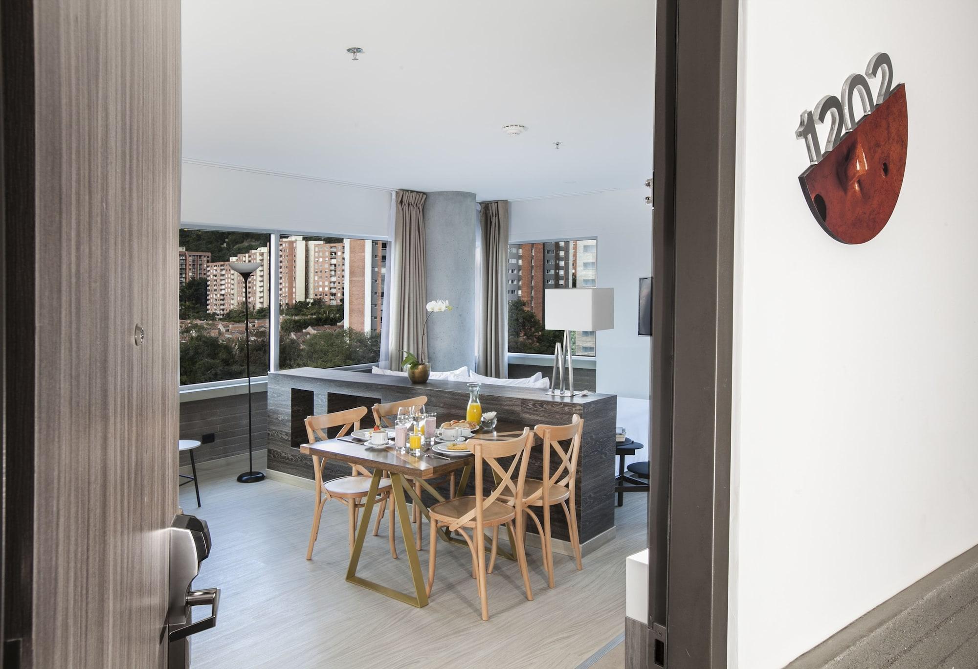 Viaggio Grand Select Hotel 4*
