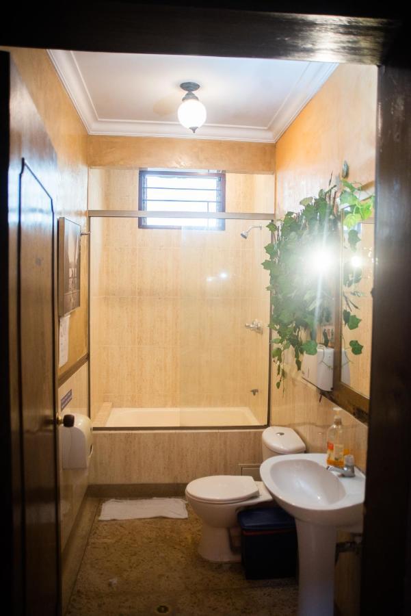 Hostal Ivy *
