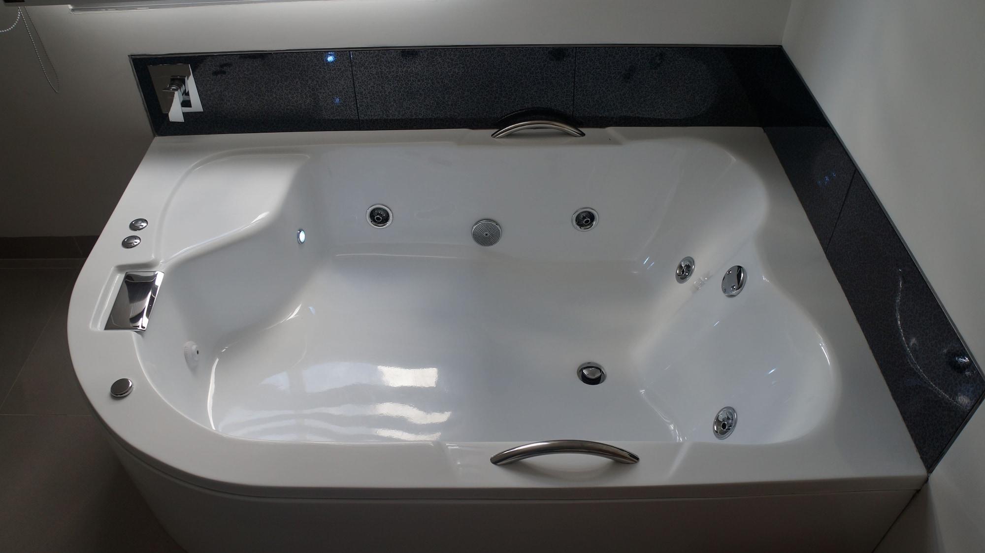 Obo Hotel 4*