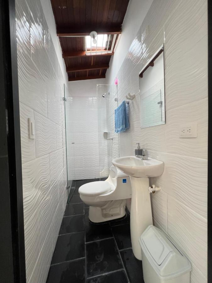 Amoblado Sector Laureles-estadio Hasta 6 Personas - Praga Apartamento Medellín