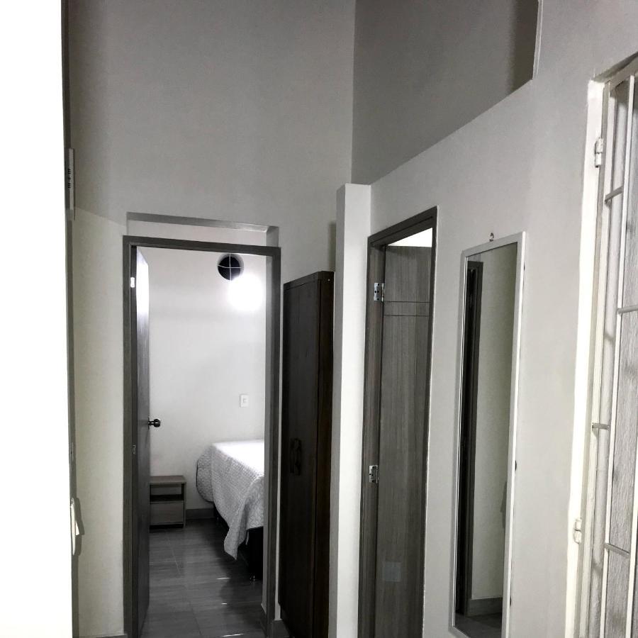 Aparta Estudio Amoblado 4 Medellín, San Joaquín Medellín
