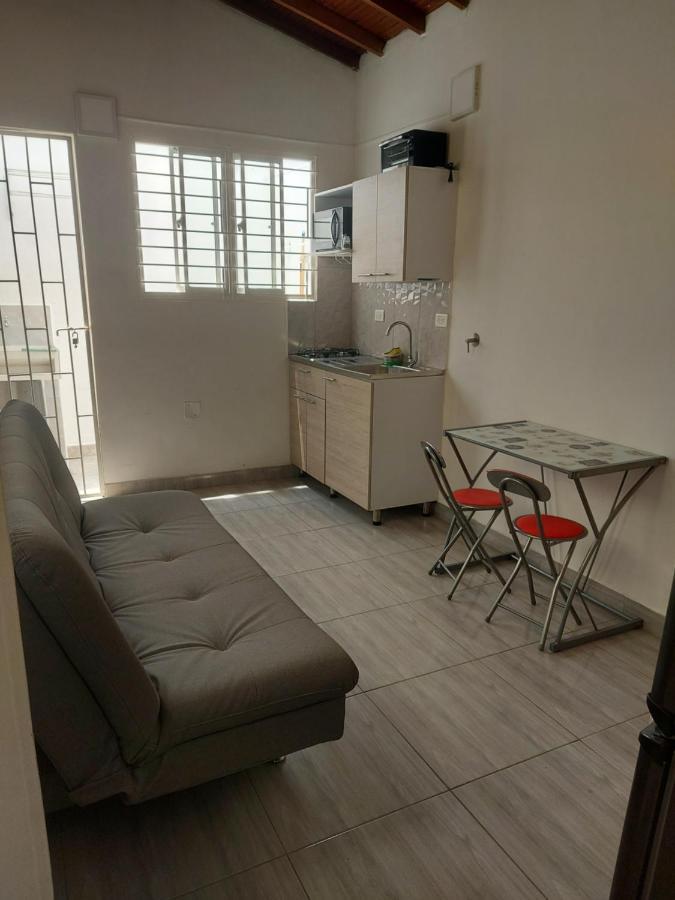 Aparta Estudio Amoblado 4 Medellín, San Joaquín Medellín