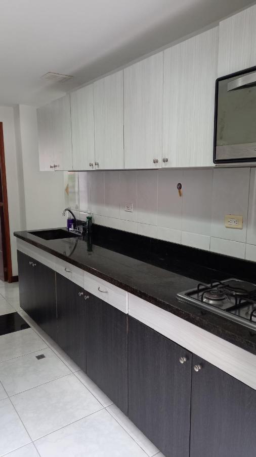 Apartamento Remodelado Enlaureles 300mbps Internet