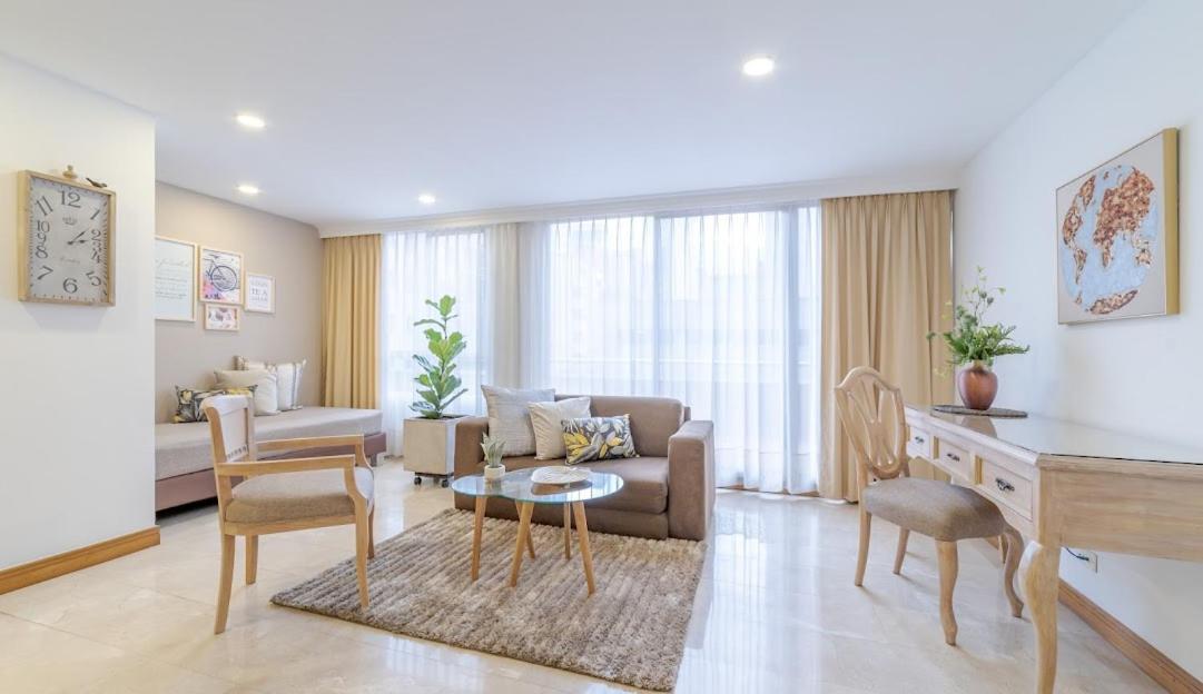 Alcazar De Oviedo By Ee Apartahotel 3*
