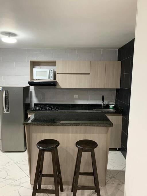 Apartamento Cerca A Plaza Mayor En Apartment *