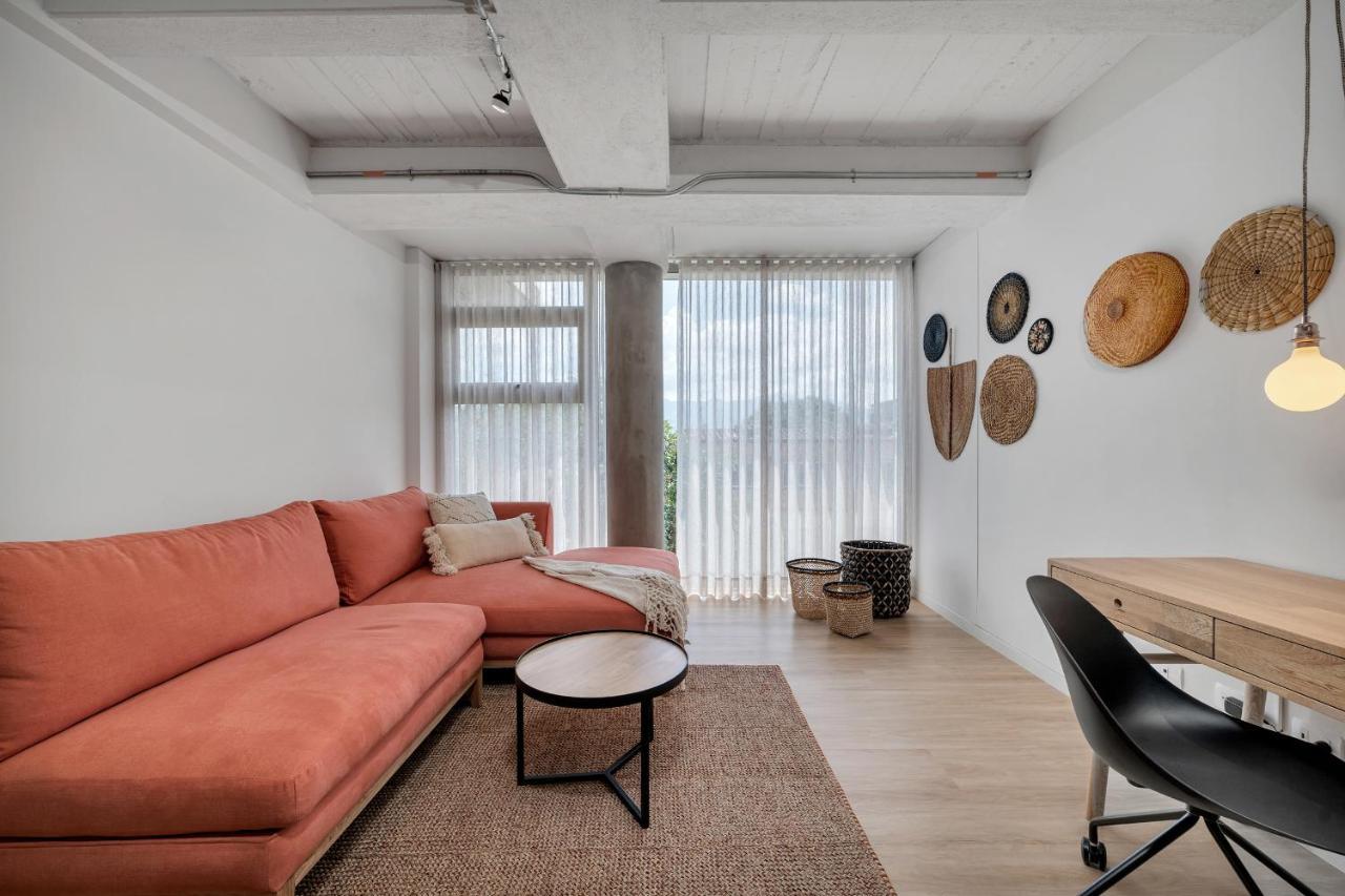 TOPÁ House Apartments by HOUSY HOST * Medellín