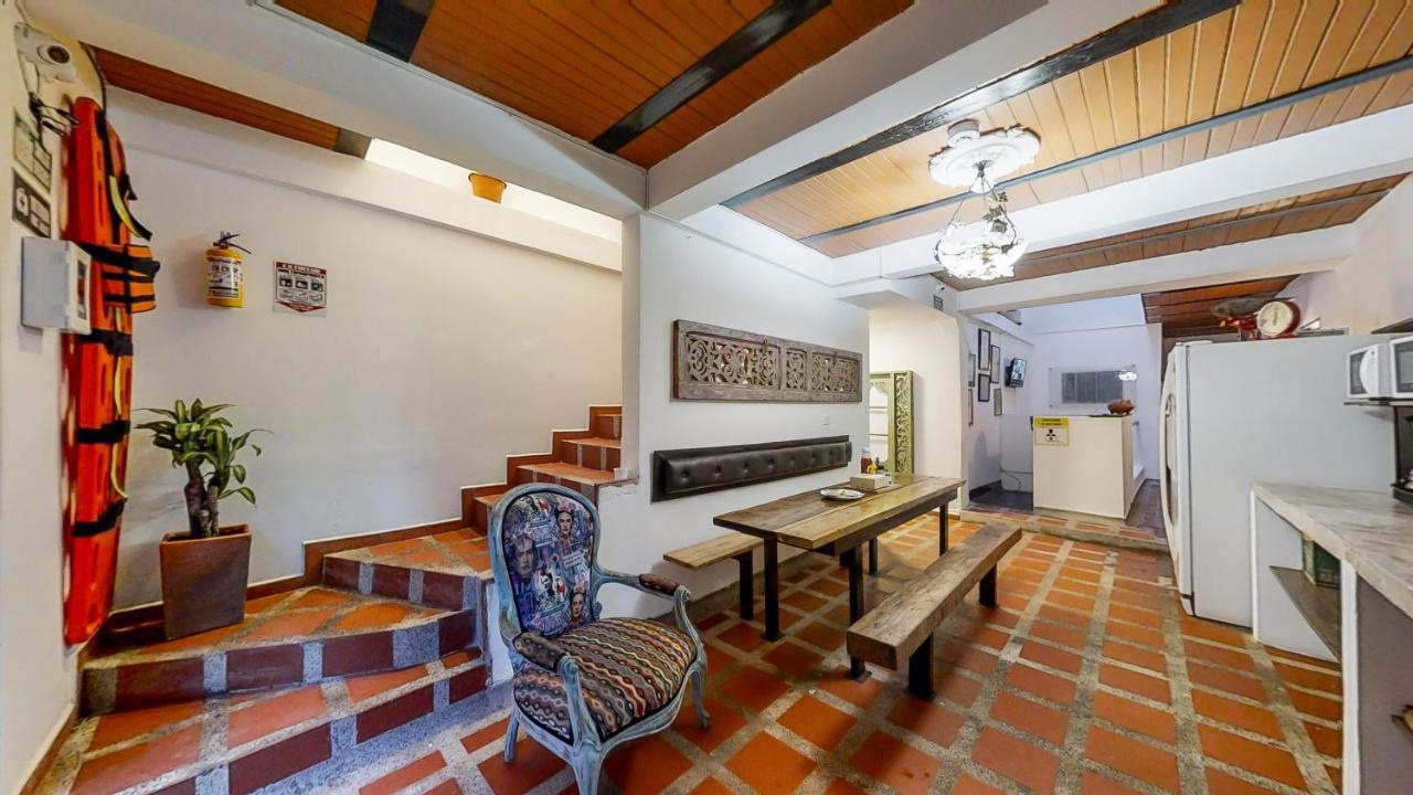 Casa Naranjos Pensión *