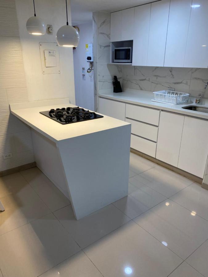 Apartamento De 130 Mts En Laureles Estadio *