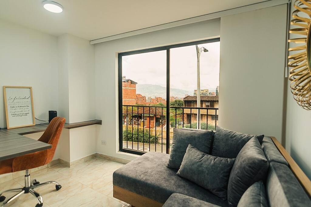 Hermoso Y Comodo En El Poblado!!! Medellin