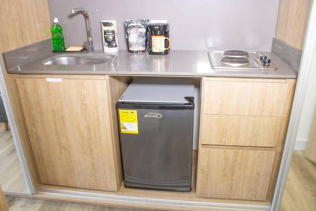 Modern Studio, Poblado, Coworking, A/c, Gym 1411 *