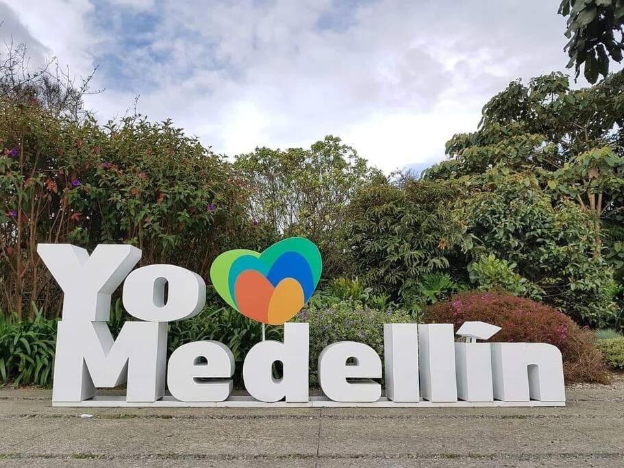 Modern Studio, Poblado, Coworking, A/c, Gym 1411 Apartamento