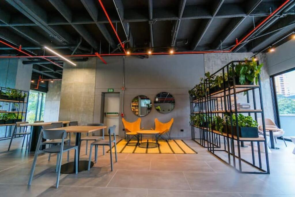 Apartamento Modern Studio, Poblado, Coworking, A/c, Gym 1411 Medellín