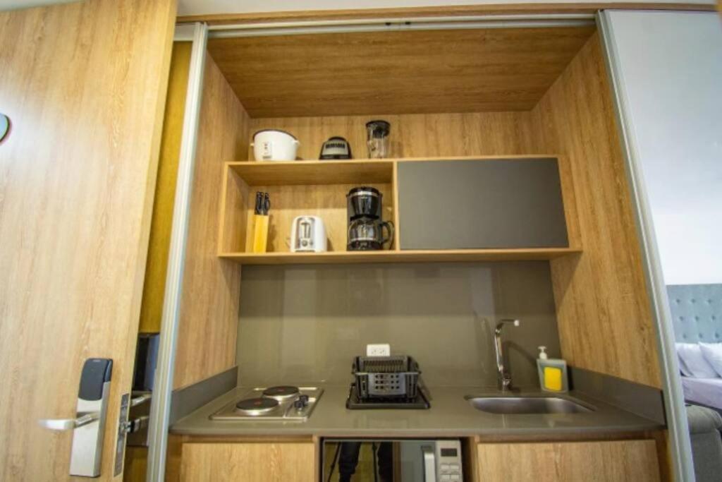 Floor Studio! Poblado, A/c, Coworking, Gym 1416 Apartamento