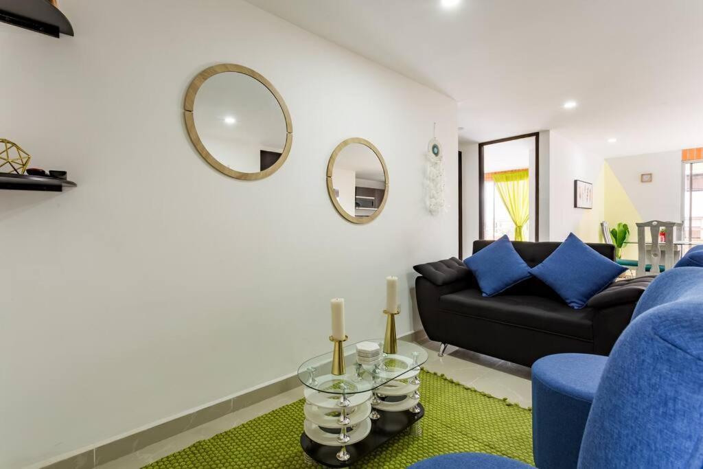 Apartamento Large 3 Bedroom Near Poblado W Free Parking Medellín