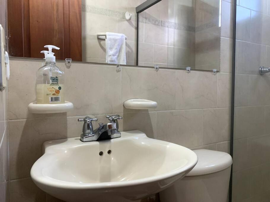 Large Pent House Near Poblado With Free Parking Medellín