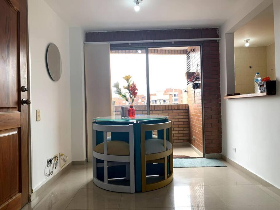 Large Pent House Near Poblado With Free Parking Apartamento Medellín