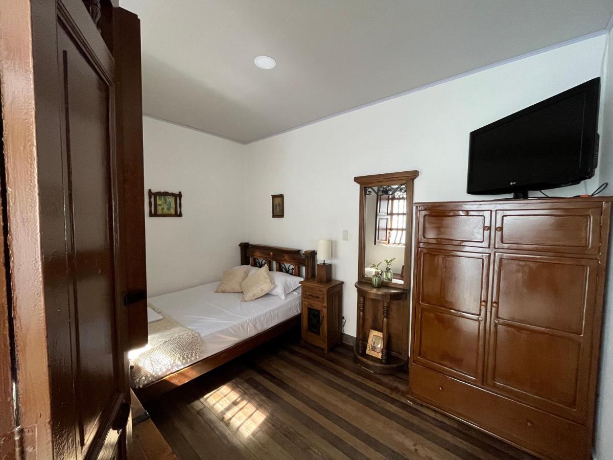 Habitación en casa particular Casa Grande Medellín