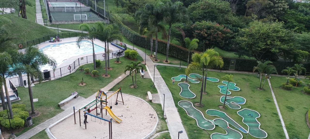 Apartamento Amoblado Mirador De Los Bernal * Medellin