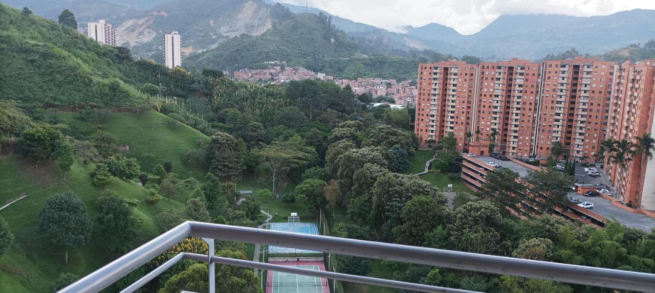 Apartamento Amoblado Mirador De Los Bernal Medellin
