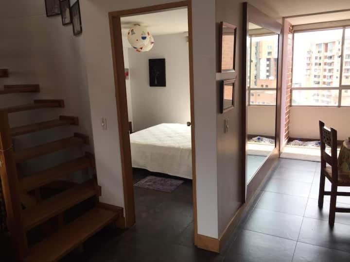 Cómoda Habitación En El Poblado Medellín