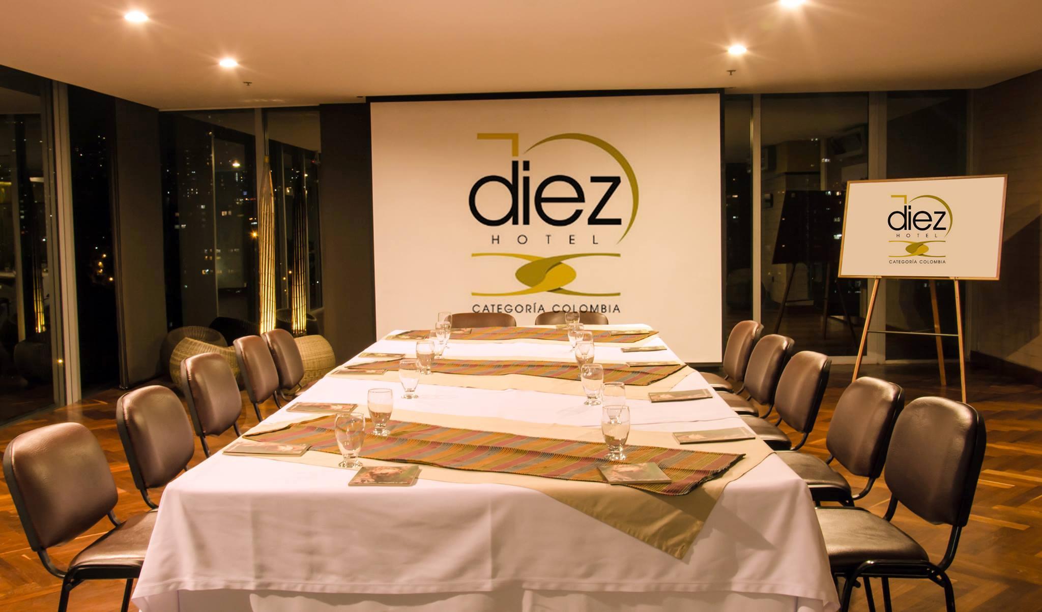 Diez Categoría Colombia 5*
