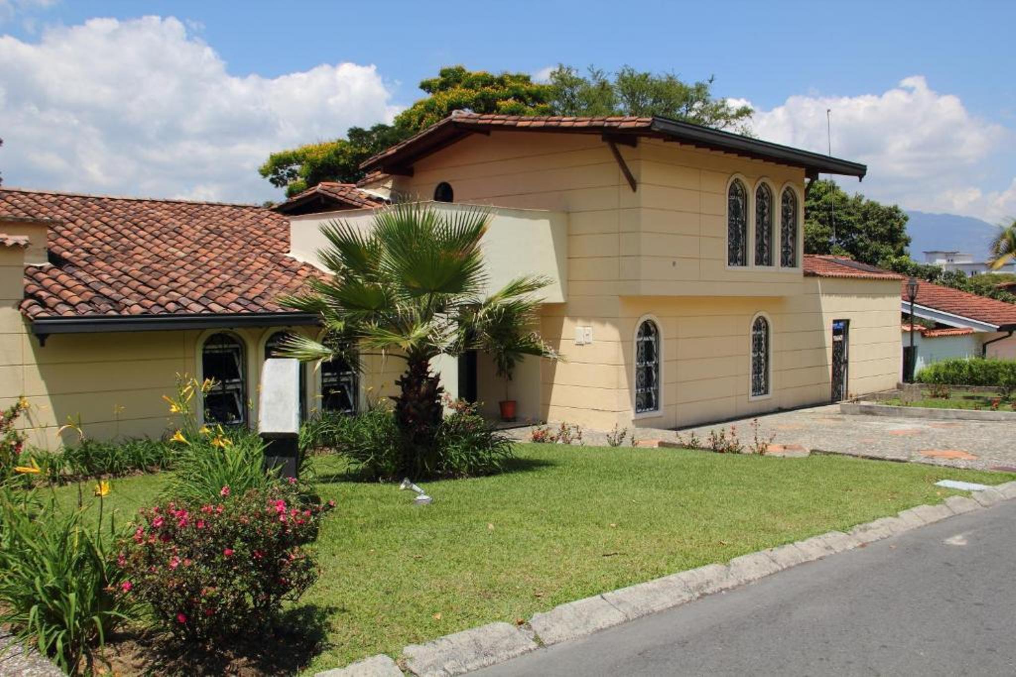 Portales Del Campestre Hotel