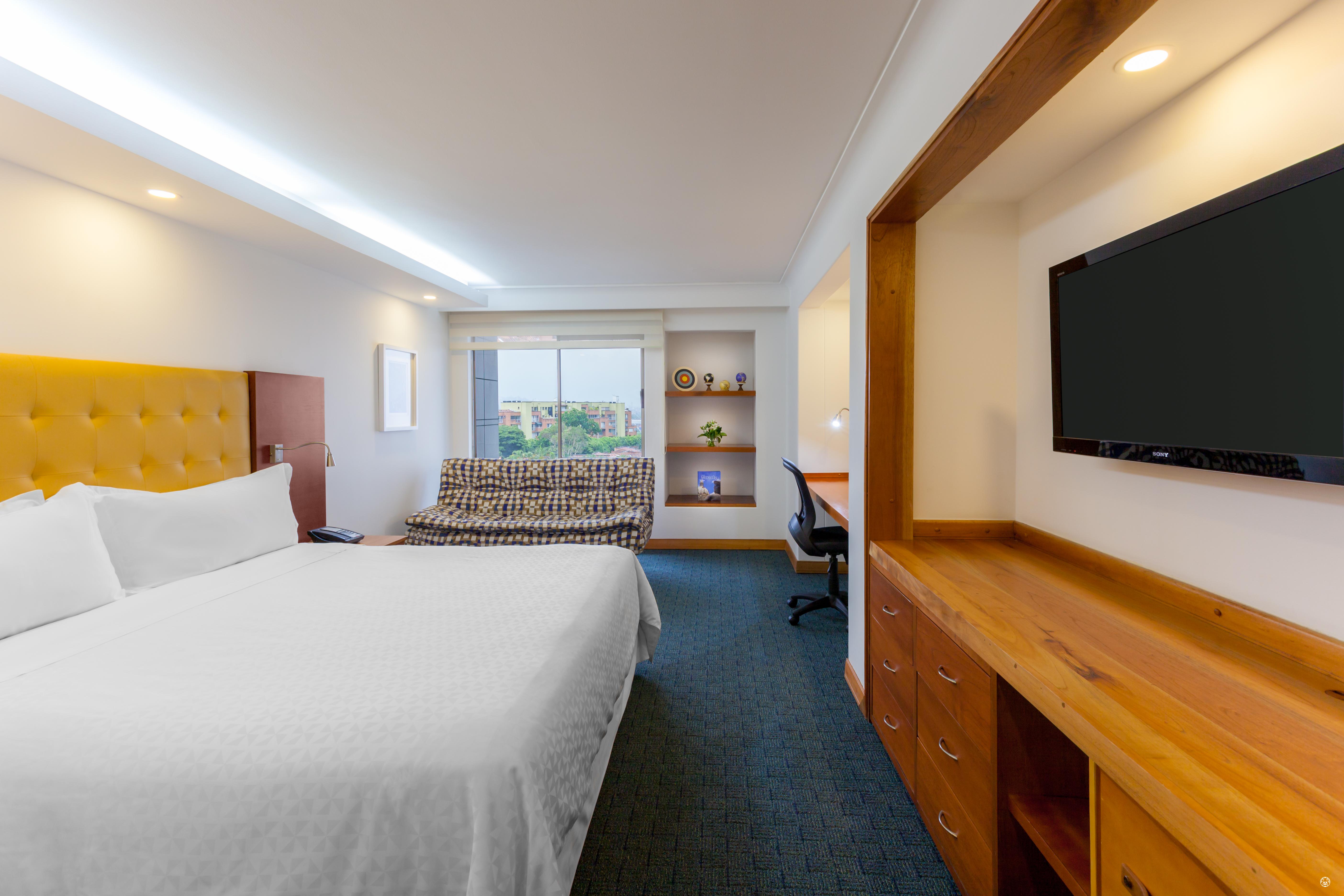 Four Points By Sheraton Hotel