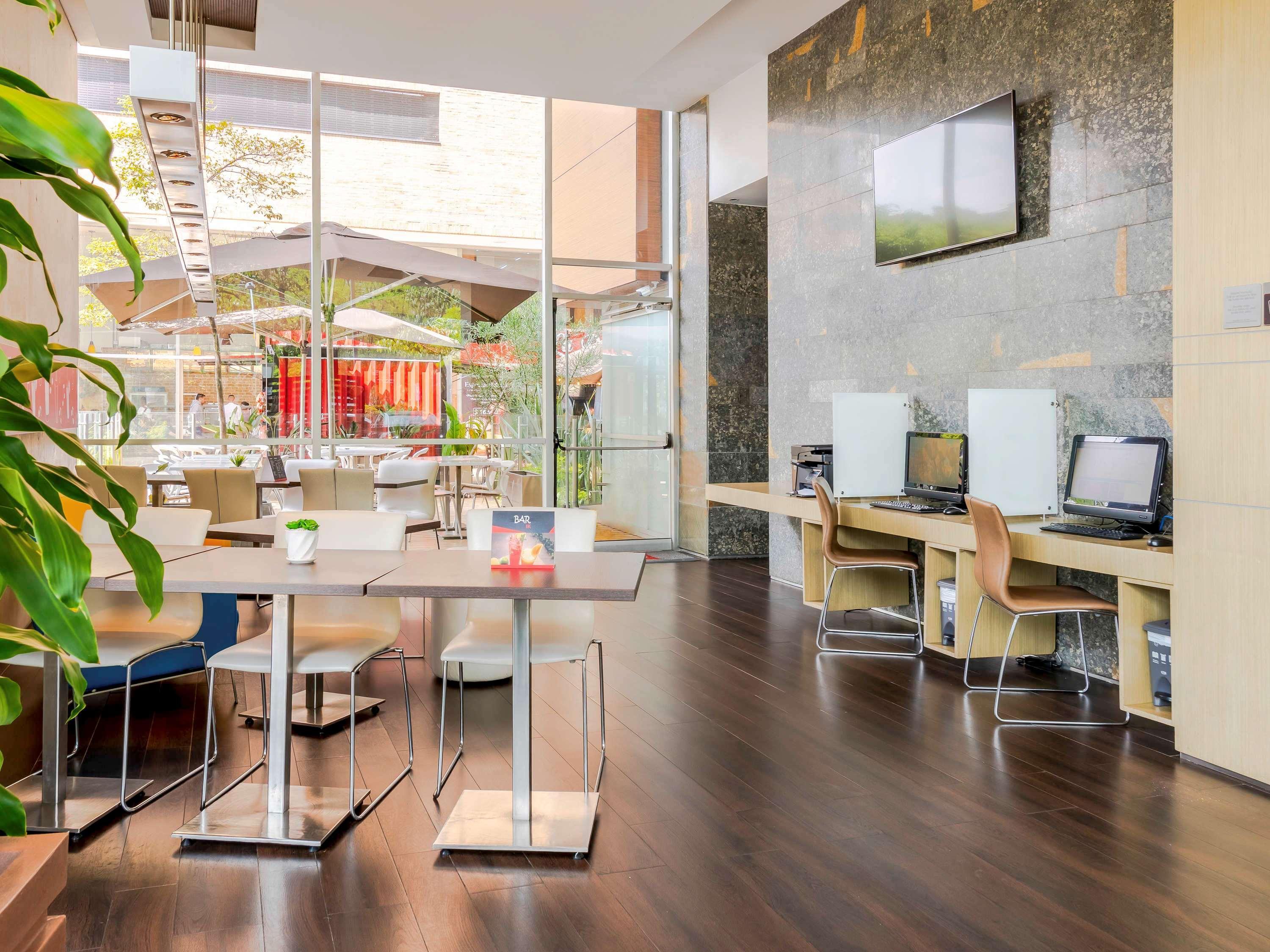 Ibis Hotel 3*