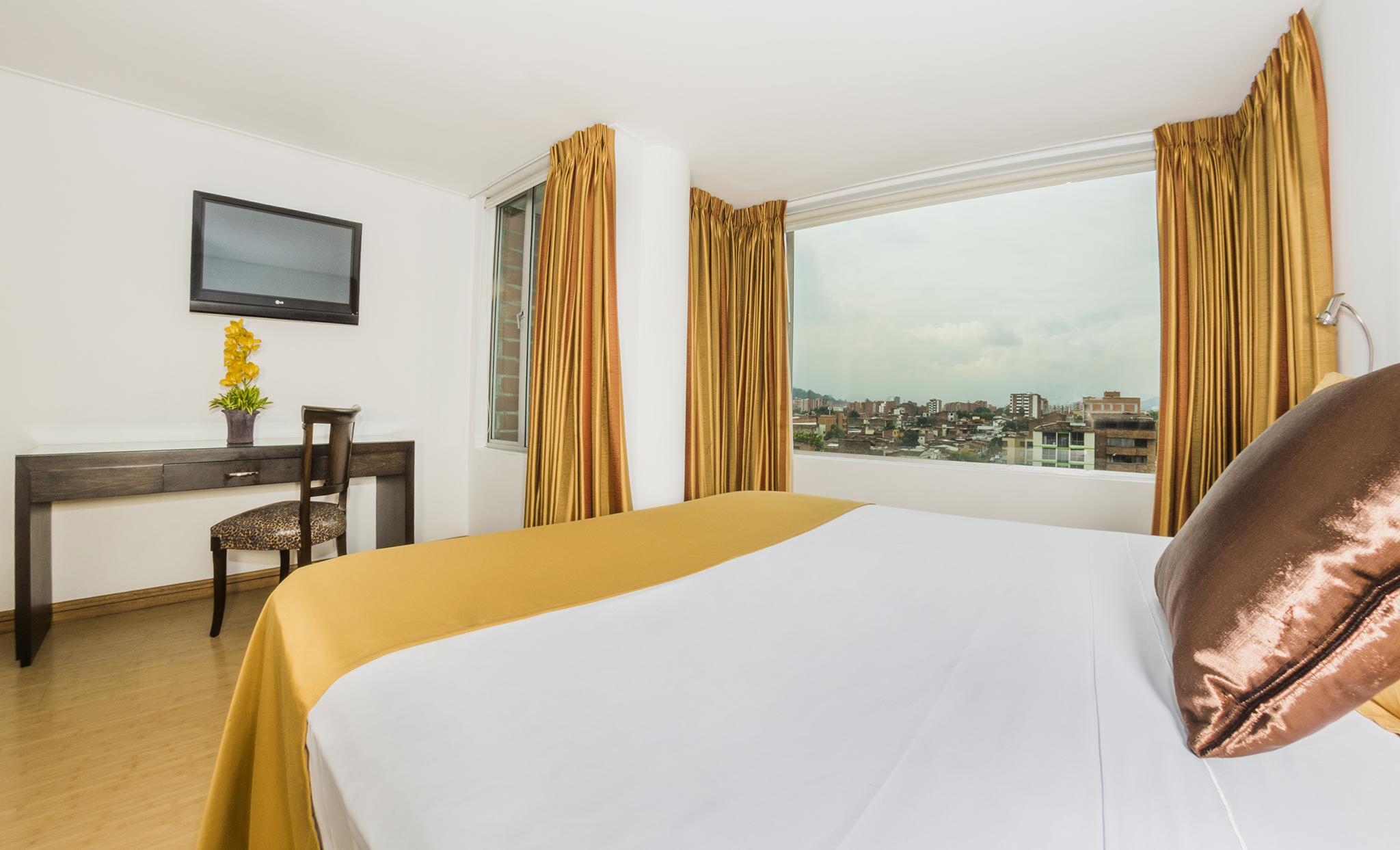 Hotel Egina 4*