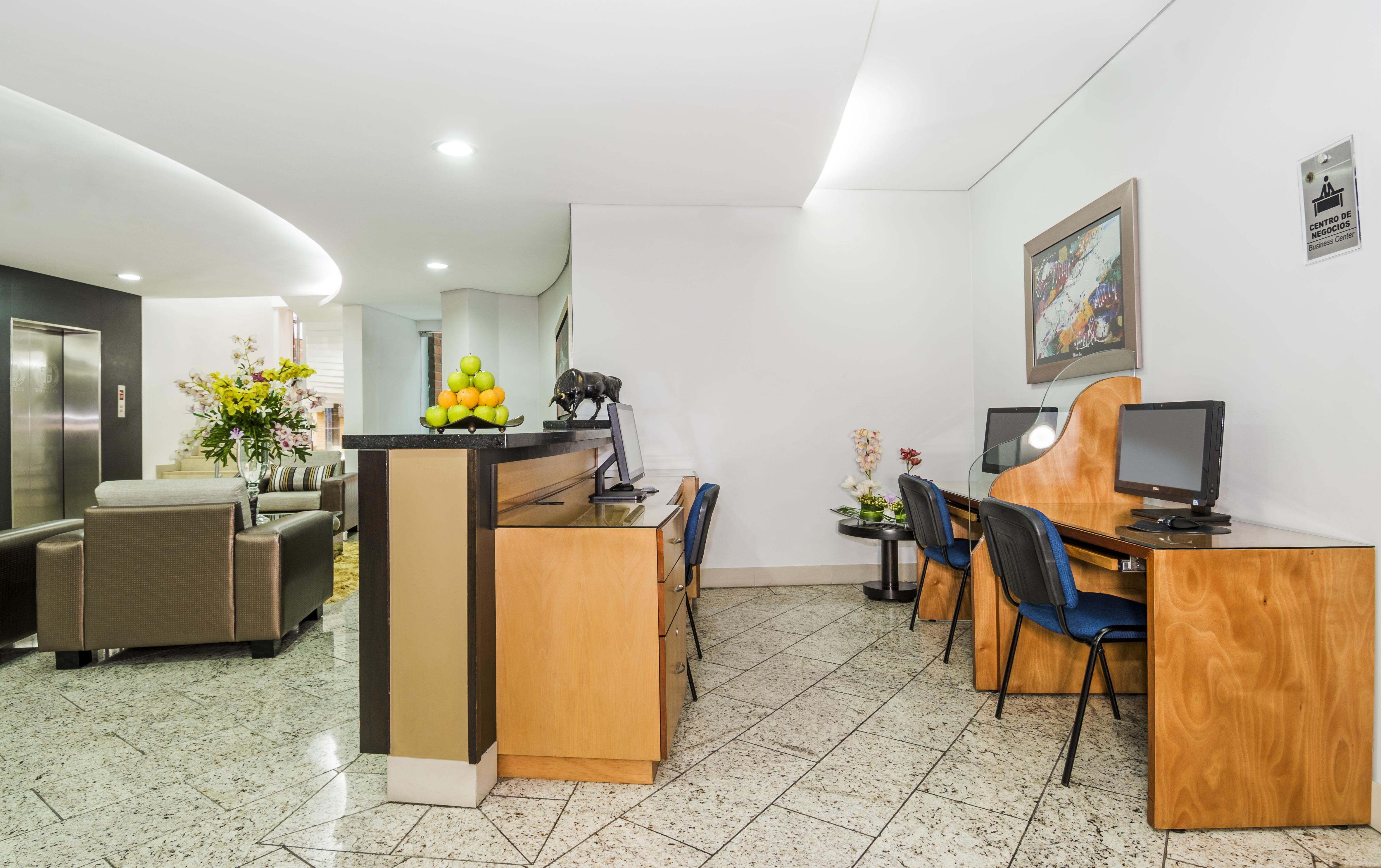 Egina Hotel 4*