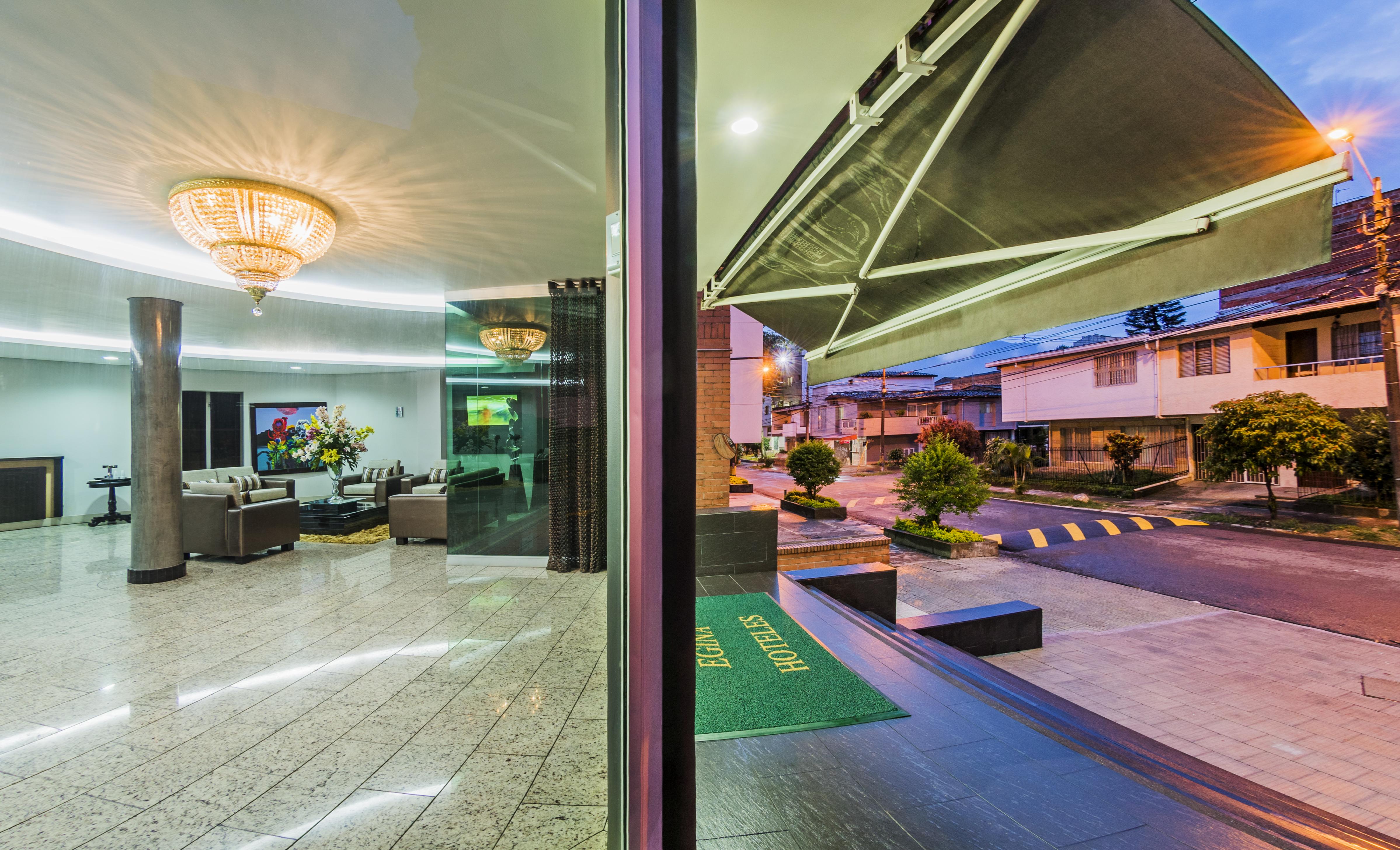 Hotel Egina 4*