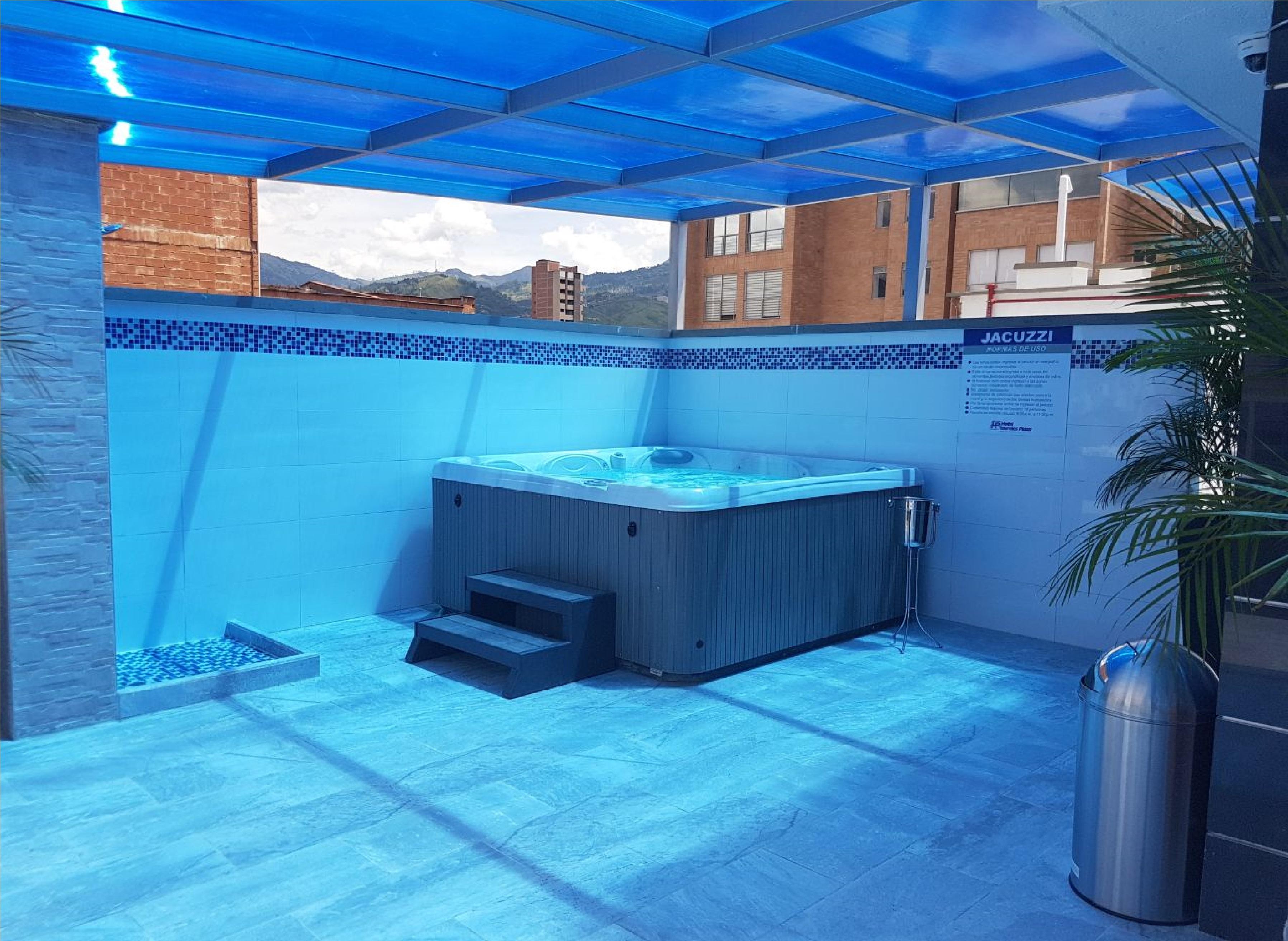 Hotel Laureles Plaza 4*