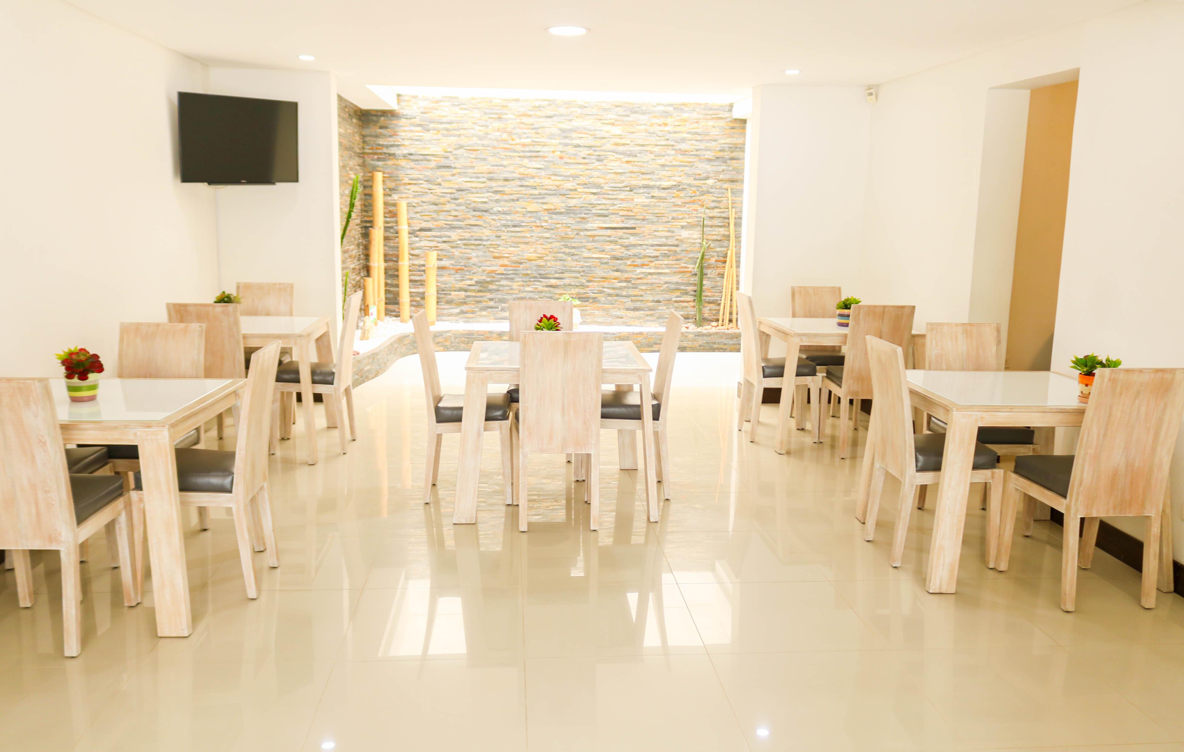Hotel Loyds Medellin
