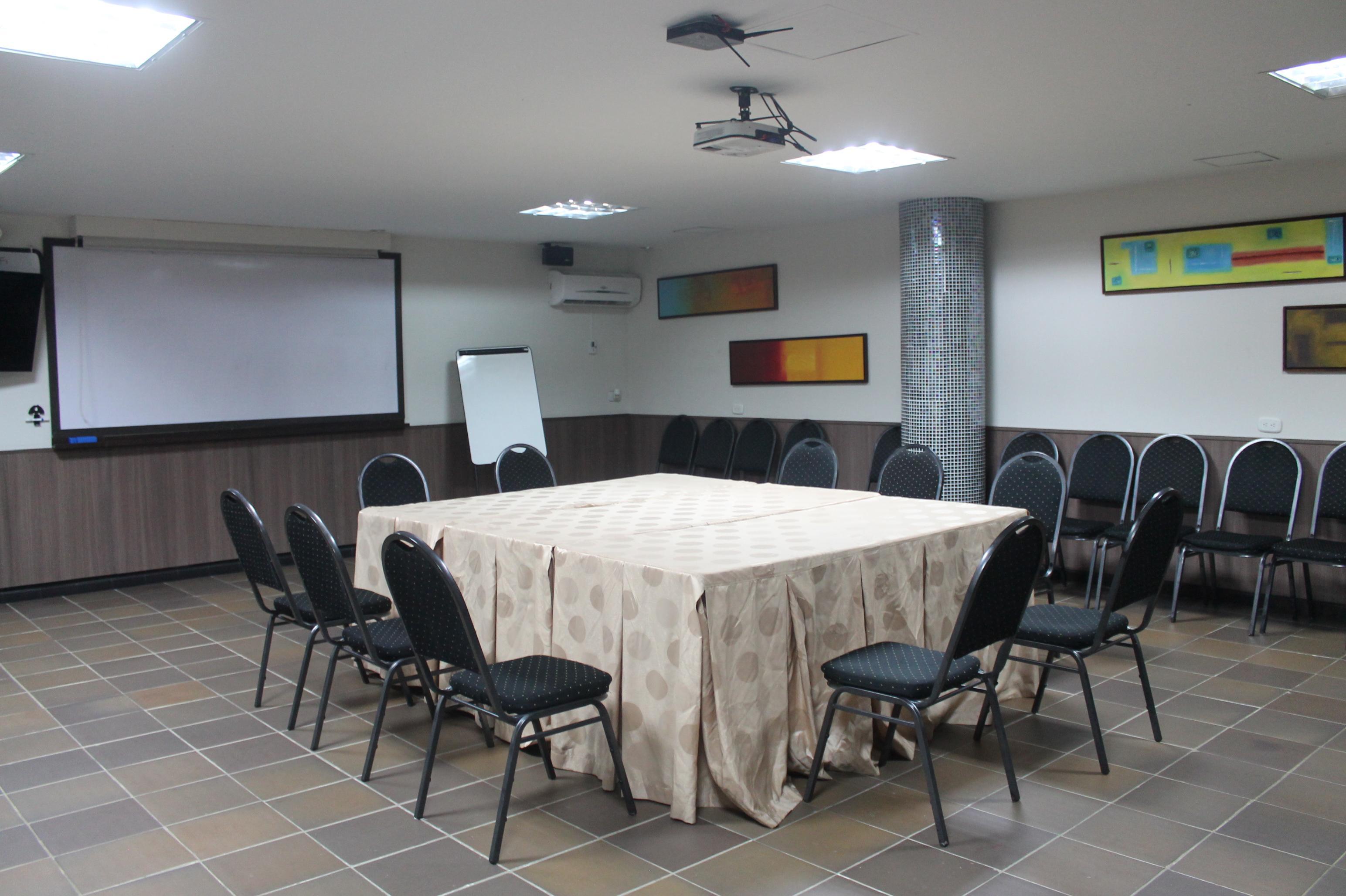 Hotel Acqua 3*