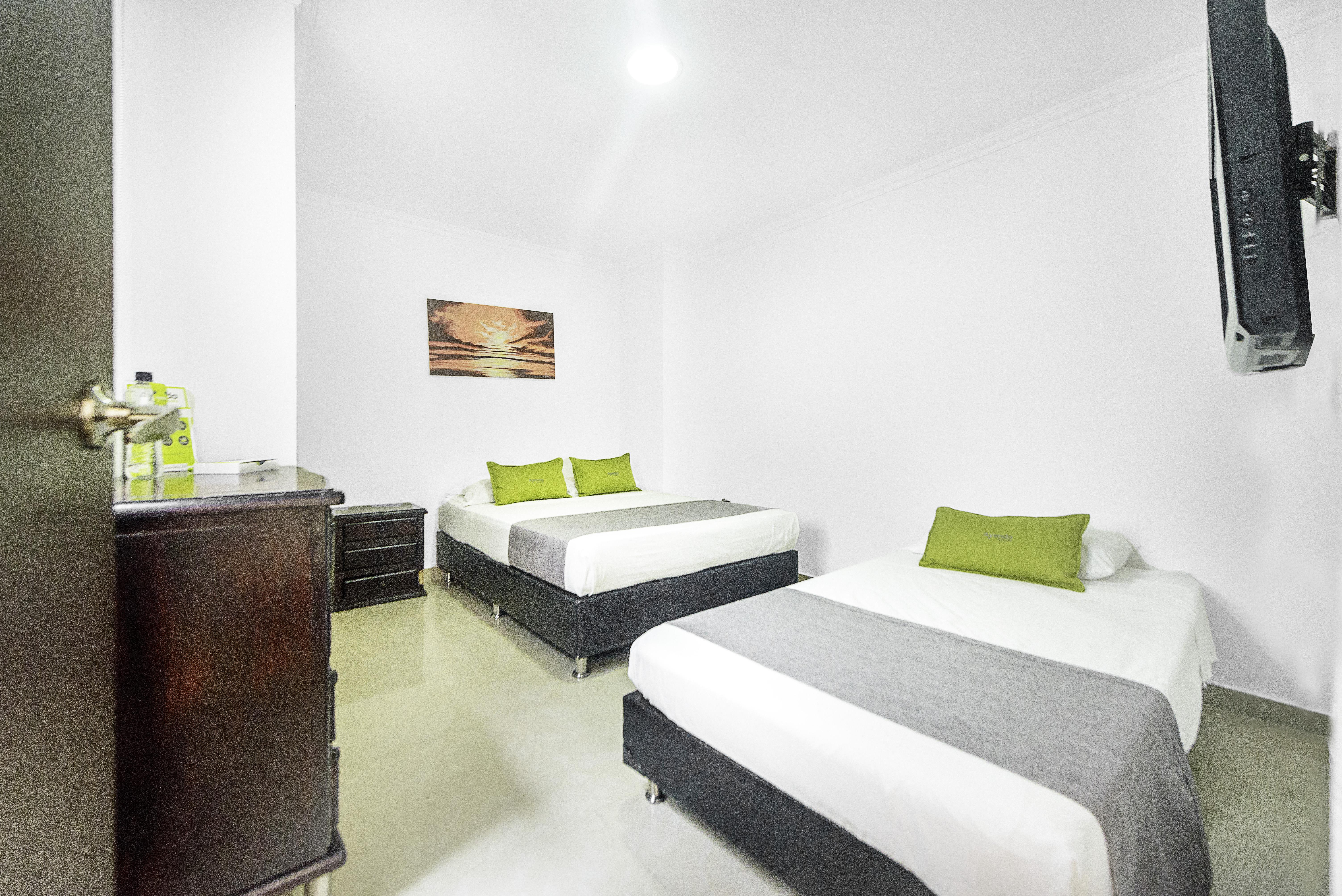 Ayenda 1219 Park 6 Hotel 3*